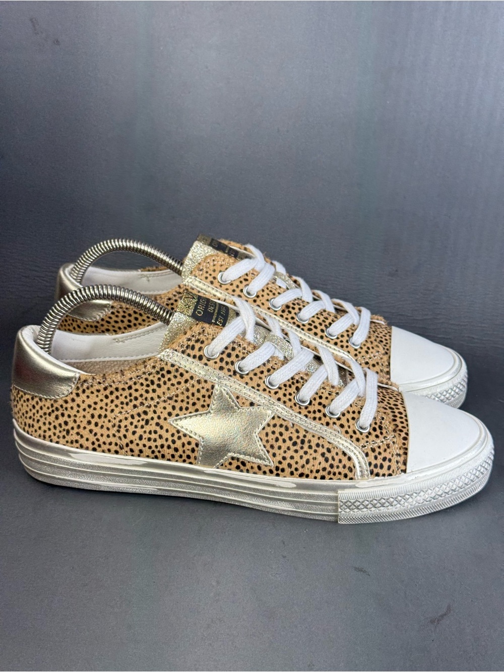 Vintage Havana Alive sneaker shoes  leopard print metallic gold size 10